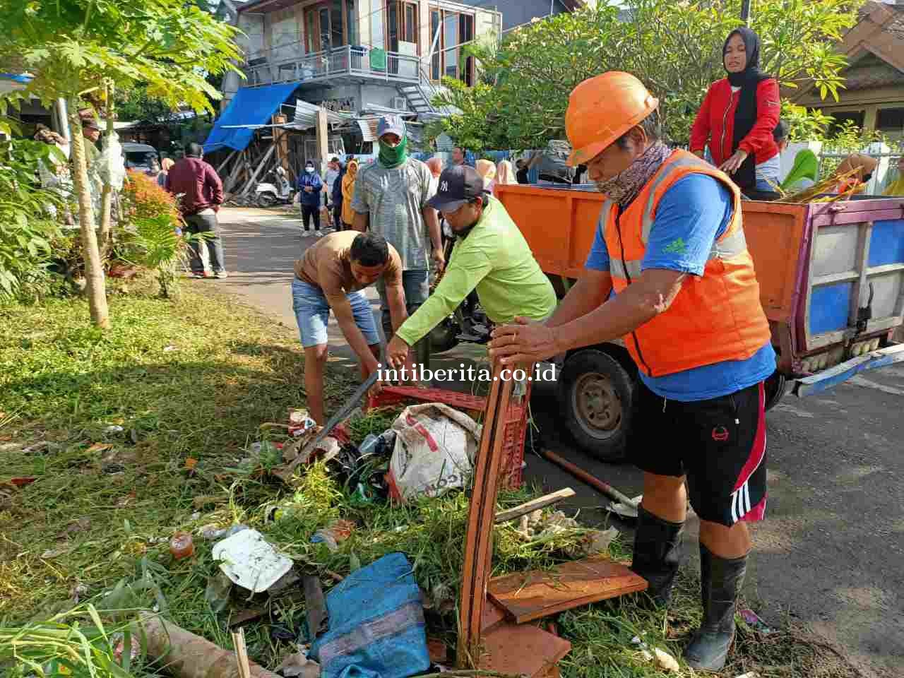 Kecamatan Mariso Gelar Sabtu Bersih,  di kelurahan Mario